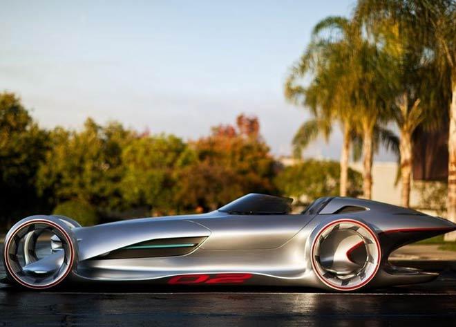 Mercedes-Benz Silver Arrow Konsepti dört tekerlekli alçak bir heykele benziyor.