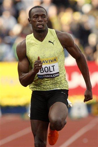 Londra Grand Prix'inde gözler 100 metre finalindeydi. Jamaikalı atlet Usain Bolt ile eski rekortmen Asafa Powell karşı karşıya geldi. Yeni rekor çıkmadı ama Bolt rahat kazandı.