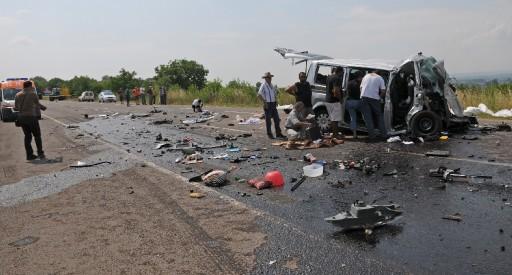 Bulgaristan'ın Lübimets ile Svilengrad kasabası arasında meydana gelen trafik kazasında 1'i çocuk, 7 Türk hayatını kaybetti