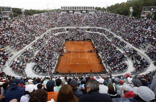 Roma Açık Tenis Turnuvası'nın kadınlar finalinde, 6 numaralı seribaşı Avusturyalı Samantha Stosur ile 7 numaralı seribaşı Rus Maria Sharapova karşı karşıya geldi