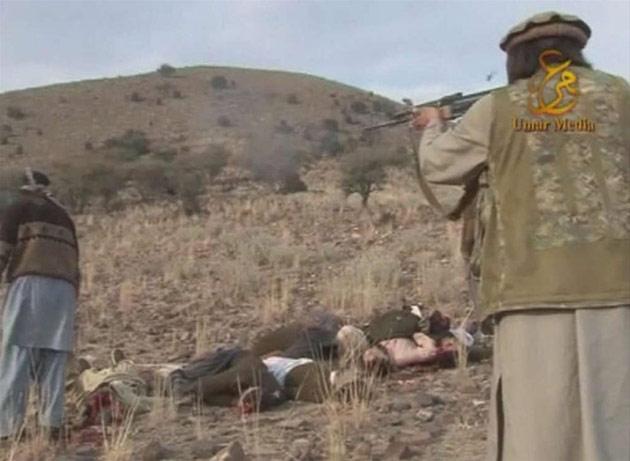 Taliban'ın Pakistan'da faaliyet gösteren kolu, geçtiğimiz yıl 23 Aralık'ta kaçırdığı 15 Pakistanlı askeri kurşuna dizdiğini 2 Ocak tarihinde açıklamıştı.