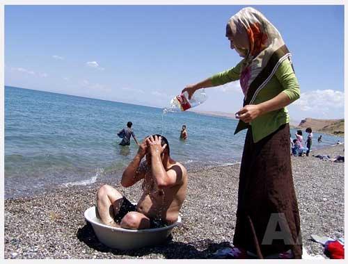 VAN GOLUNDE SAHIL KEYFI