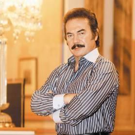 Orhan Gencebay
Baltalimanı'nda yalı dairesi, Etiler'de iki daire, Bodrum'da villa, Unkapanı'nda ofis, Etiler'de villa, Mercedes otomobil, Suziki otomobil, bankada hatırı sayılır para.