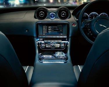2010 Jaguar XJ tanıtıldı