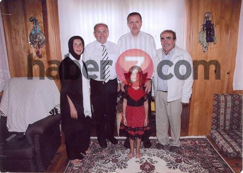 Soldan sağa isimler: 1-Mevlüt KOCADAĞ'ın Eşi 2-Kadir TOPBAŞ 3-Recep Tayyip ERDOĞAN 4-Mevlüt KOCADAĞ