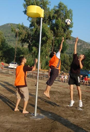 Gelişmekte Olan Spor Dalları Federasyonu Başkanı Enver Oral, Erkek ve kadınların aynı takım formasını giyebildiği "korfbol"un Türkiye'de en fazla yayılan spor dallarından biri olduğunu söyledi.