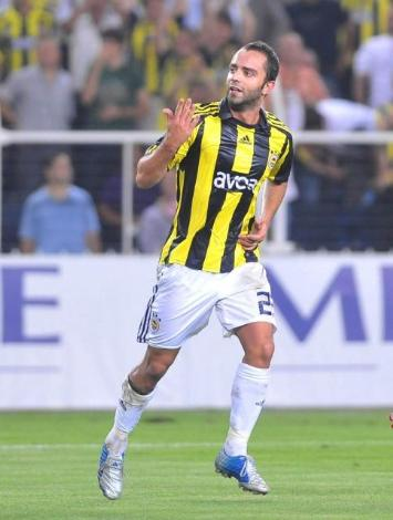 Avrupa Şampiyonlar Ligi'nde, çıktığı toplam 34 maçta 11 galibiyet alan Fenerbahçe, 19 kez yenilirken, 4 kez de eşitliği bozamadı.