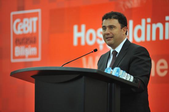 K.K.T.C. Bayındırlık ve Ulaştırma Bakanı Hamza Ersan Saner