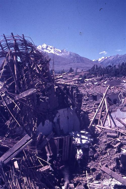 <p><strong>Ancash Depremi <br /></strong><br />31 Mayıs 1970 yılında Peru açıklarında Pasifik Okyanusu'nun tabanında gerçekleşen deprem 7.9 büyüklüğündeydi.</p>