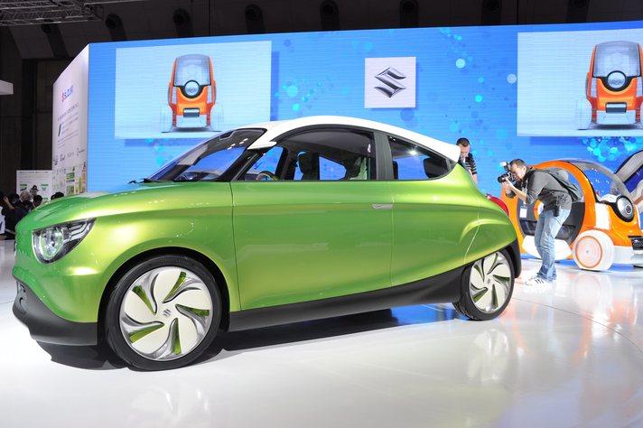 SUZUKI
