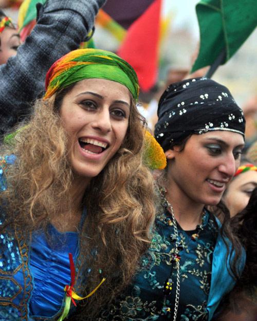 Kutlamalar PKK'nın propagandasına dönüştü.