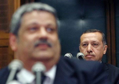Vefat eden yapımcı, sanatçı ve AK Parti İstanbul Milletvekili Osman Yağmurdereli
