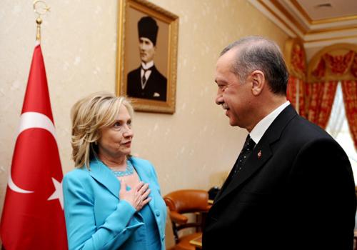 Başbakan Recep Tayyip Erdoğan, ABD Dışişleri Bakanı Hillary Clinton'ı kabul etti.