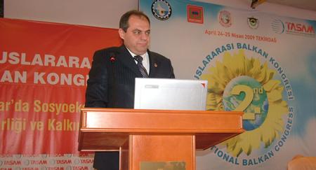 Tekirdağ Belediye Başkanı Op. Dr. Adem Dalgıç konuşmasında Balkan ülkeleri ile Türkiye arasında ortak projeler geliştirmenin gerekliliğine değindi.
