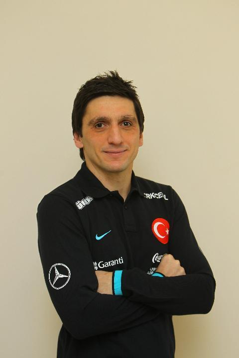 TAYFUN KORKUT (A Milli Takım Antrenörü)