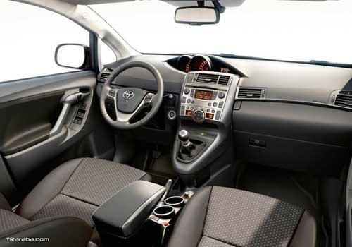 2010 Model Toyota Verso