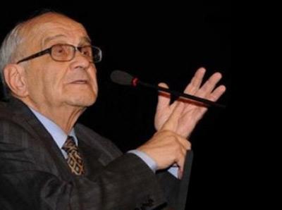 Mümtaz Soysal: Meclis'teki başörtüsü olayı, cumhuriyetin geçmişi ve geleceği bakımından düşündürücüdür.