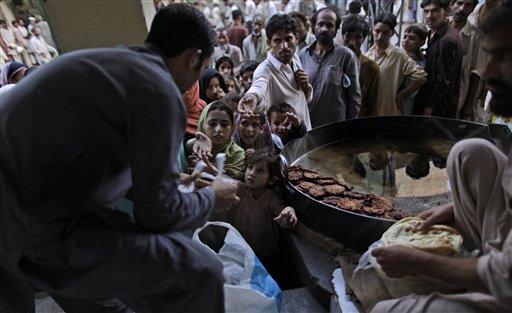 Ramazan manzaraları: PAKİSTAN