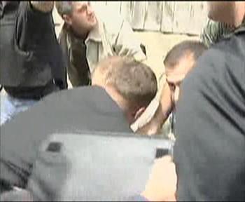 Gürcistan Cumhurbaşkanı Mihail Saakaşvili Gori'de korku dolu anlar yaşadı.