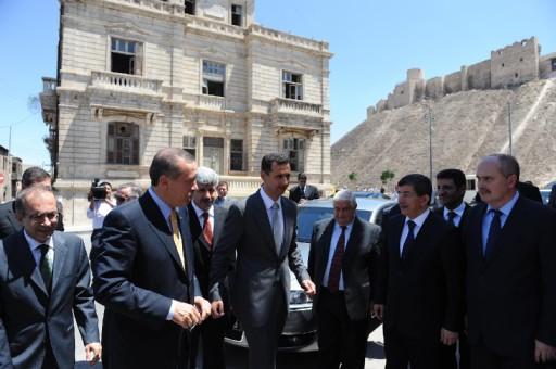 Başbakan Recep Tayyip Erdoğan, Suriye'de Devlet Başkanı Beşar Esad ile görüştü, Halep Üniversitesi'nden fahri doktora ünvanı aldı ve sevgi seline maruz kaldı
