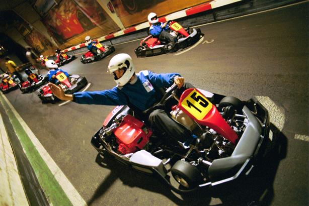 ■ Güvenilir ve bakımlı karting pistlerini tercih edin.