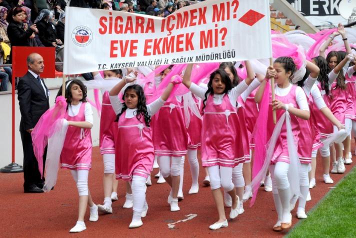 Kayseri'de 23 Nisan Ulusal Egemenlik ve Çocuk Bayramı çeşitli etkinliklerle kutlandı.