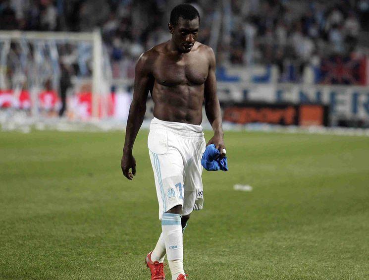 MAMADOU NİANG

Mamadou Niang ve Abdul Kader Keita, Türk futbolseverlerin yakından tanıdığı isimler. Niang, Fenerbahçe formasını giyerken geçen sezonun başında yıllık 7,5 milyon Euro'nun cazibesine katılıp Katar'ın Al-Sadd takımına gitti