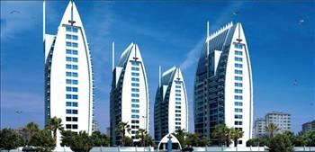 DRAGOS ROYAL TOWERS
DAP Yapının İstanbul Dragosta inşa ettiği Dragos Royal Towers projesinde, 71 ile 263 m2 arasında 1+1, 2+1, 3+1 ve 4+1 daire seçenekleri sunuluyor. Projedeki 203 konutun fiyatı 412 bin ile 1 milyon 630 bin lira arasında değişiyor. DAP Finansın düzenlediği kampanya, yüzde 5 peşin ve yüzde 20 1 yıl sonra ödeme koşuluyla, aylık yüzde 0.67 faizli 180 aya kadar kredi kullanma imkanı sunuyor. Sitede denize nazır restoran ve kafeteryanın yanı sıra her bir bloğun kendisine özel misafir karşılama (lobi) ve yönlendirme hizmeti bulunuyor. Fitness center, açık ve kapalı yüzme havuzları, tenis ve basketbol sahası, yürüyüş ve dinlenme alanları, Spa merkezi gibi sosyal olanaklar da göze çarpıyor.
Web: www.dapyapi.com.tr
Tel: 0216 517 15 17