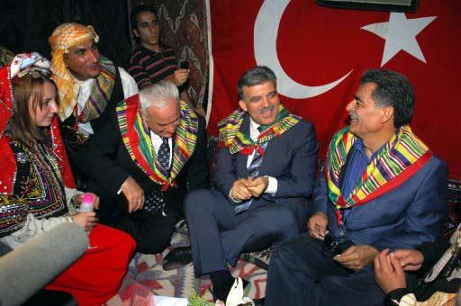 727. Ertuğrul Gazi'yi Anma ve Söğüt Şenlikleri'ne katılmak üzere Söğüt'e gelen Cumhurbaşkanı Abdullah Gül