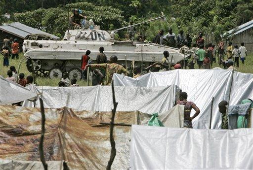Kongo'da yüzlerce sivil ölüyor