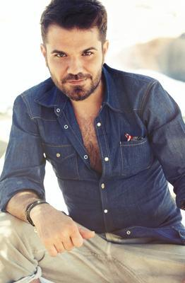 KENAN DOĞULU 37