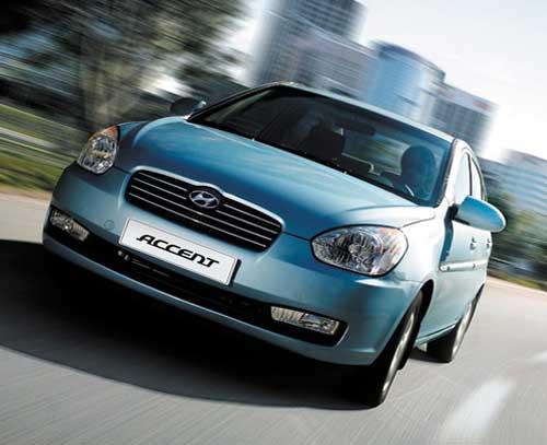 HYUNDAI - Accent ERA 1.5 CRDi-Şehir dışı yakıt tüketimi 100 km'de 4.0, şehir içi yakıt tüketimi 5.6 litre.