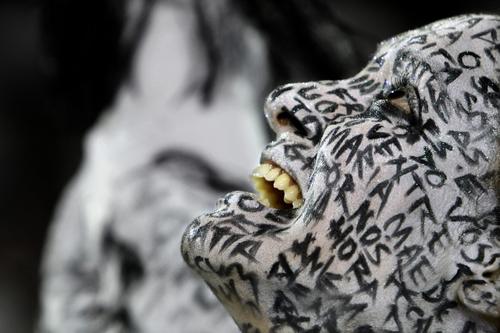 23 Şubat 2009da Brezilyanın Sao Paulo kentinde düzenlenen ünlü karnavalda göstericiler böyle eğlendi. (MAURICIO LIMA/AFP/Getty Images)