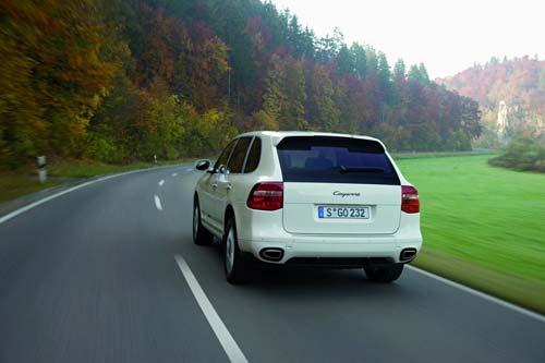 Beklenen oldu: Dizel Porsche Cayenne