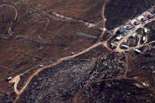 Uluslararası kamuoyu, İsrail y&ouml;netimine Batı Şeria'da daha fazla Yahudi yerleşimi yapmaması &ccedil;ağrısında bulunurken, Savunma Bakanlığı'nın ortaya &ccedil;ıkan haritası, bu topraklarda sistematik bir işgal olduğuna y&ouml;nelik ş&uuml;pheleri g&uuml;&ccedil;lendiriyor.