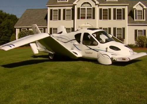 Henüz konsept üretim aşamasında olan uçan otomobilin seri üretiminin 2012'de başlması planlanıyor. Üretici firma parça tedariğinde henüz sıkıntılar yaşıyor.