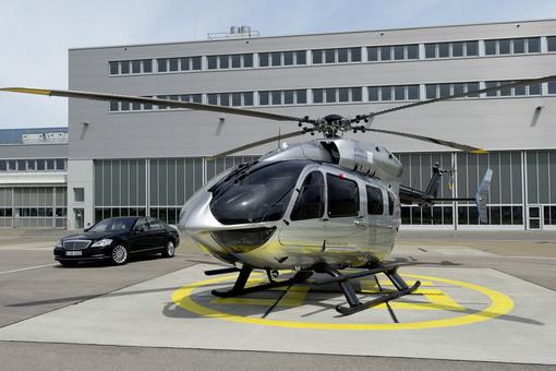 Otomobil üreticisi Mercedes-Benzin kapısını çalan Eurocopter, EC145in yeni kabin içi tasarımını yapmasını istiyor. İki prestijli firmanın ortaklığıyla EC145 Mercedes-Benz Style oluyor.