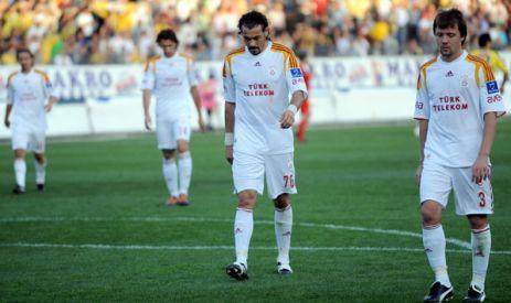 25 Hafta Ankaragücü 3 : 2Galatasaray, Galatasaray inanılmaz bir maçı kaybetti, 86. dakikakaya kadar 2-1 önde olan Cimbom ardından 2 gol yedi 26. hafta da 12. yenilgisini aldı. Arda uzun bir aradan sonra ilk kez oynadı. GS Ankaragücü'ne evinde 4-2 yenilmişti