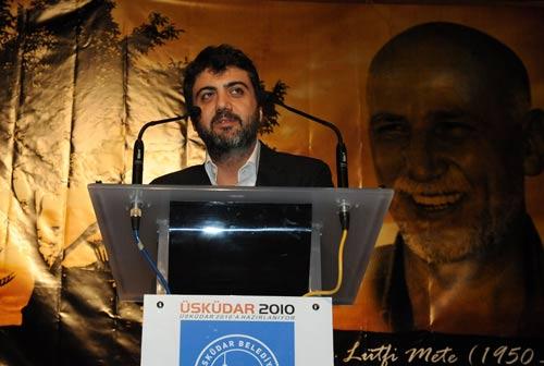 Kurtlar Vadisi programının Yönetmeni Raci Şaşmaz, Ömer Lütfi Metenin hayatında en sevdiği hocası olduğunu, kendisinden öğrenmekten hiç vazgeçmediğini ifade ederken Metenin ölümsüz eserler bırakan ölümsüz bir insan olduğunu söyledi.