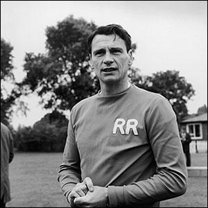 İngiltere Milli Takımı'nın eski futbolcusu ve teknik direktör Sir Bobby Robson'un 76 yaşında İngiltere'nin County Durham kentindeki evinde kansere yenik düştüğü bildirildi.