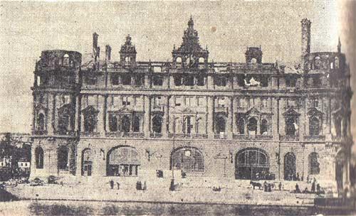 İstanbul Boğazında ne yapacağımızı tartıştığımız muhteşem Haydarpaşa Garı binası, bundan 92 yıl önce neredeyse havaya uçacaktı. Enver Paşanın uzun zaman bir sır olarak kamuoyundan sakladığı bu müthiş patlamanın iç yüzü neydi