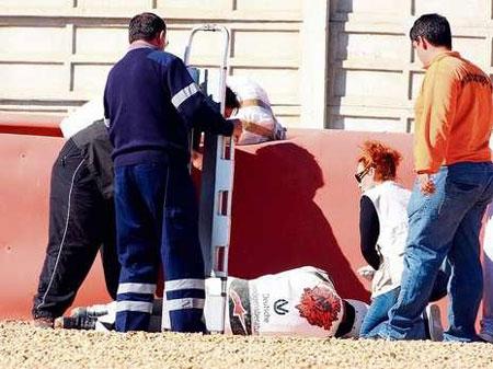 Ünlü sporcu ölümden böyle döndü ! Formula 1 Dünya Şampiyonu eski Alman pilot Michael Schumacher'in önceki gün geçirdiği kazanın görüntüleri yayınlandı.
