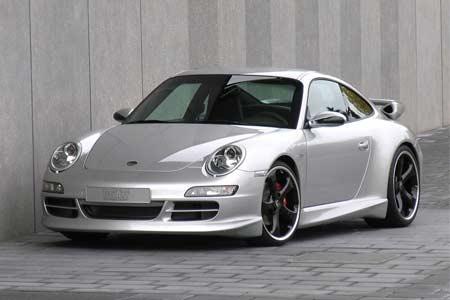 Arda Turan Porsche 4S Carrera kullanıyor