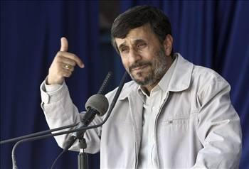 Dünya yıllarca bu fotoğrafı tartıştı, zaman zaman da tartışmaya devam ediyor. O Ahmedinejad mı tartışması ısıtılıp ısıtılıp tekrar masaya getiriliyor?