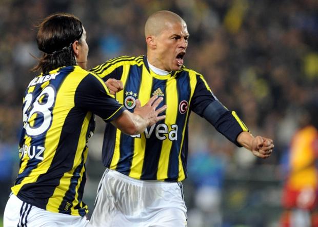 Bence uefa kupamız var yerine Fenerbahçe ile 2 kez berabere kaldık daha havalı duruyor