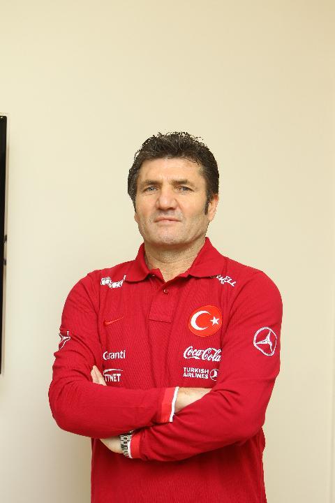 NURETTİN YILDIZ (A2 Milli Takım Kaleci Antrenörü)