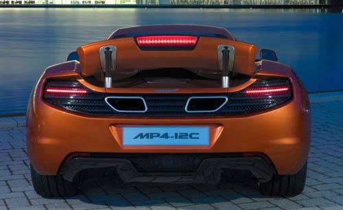 Mclaren sonunda MP4 12C'yi tanıttı