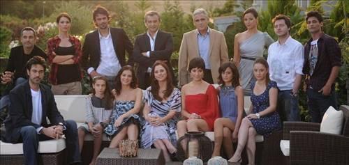 Kızım Nerede? --

Zafer Demiray (Hüseyin Avni Danyal) ve Suna Demiray'ın (Ece Uslu) oturduğu villa Selimpaşa'da bulunuyor ve dizinin çekimlerinin bir bölümü burada yapılıyor.