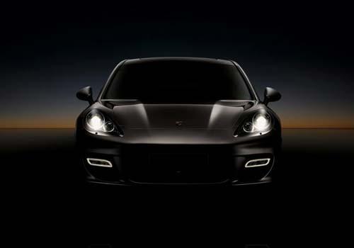 Yeni Porsche Panamera