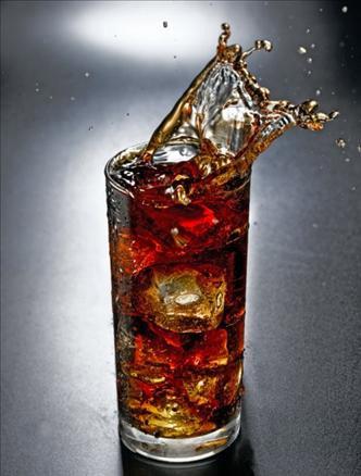 Kola, meşrubat ve meyve suları